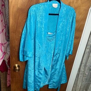 Vintage  Blue Women's Robe and Nightgown Set